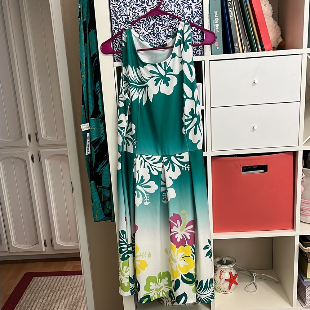 Hawaiian print dress